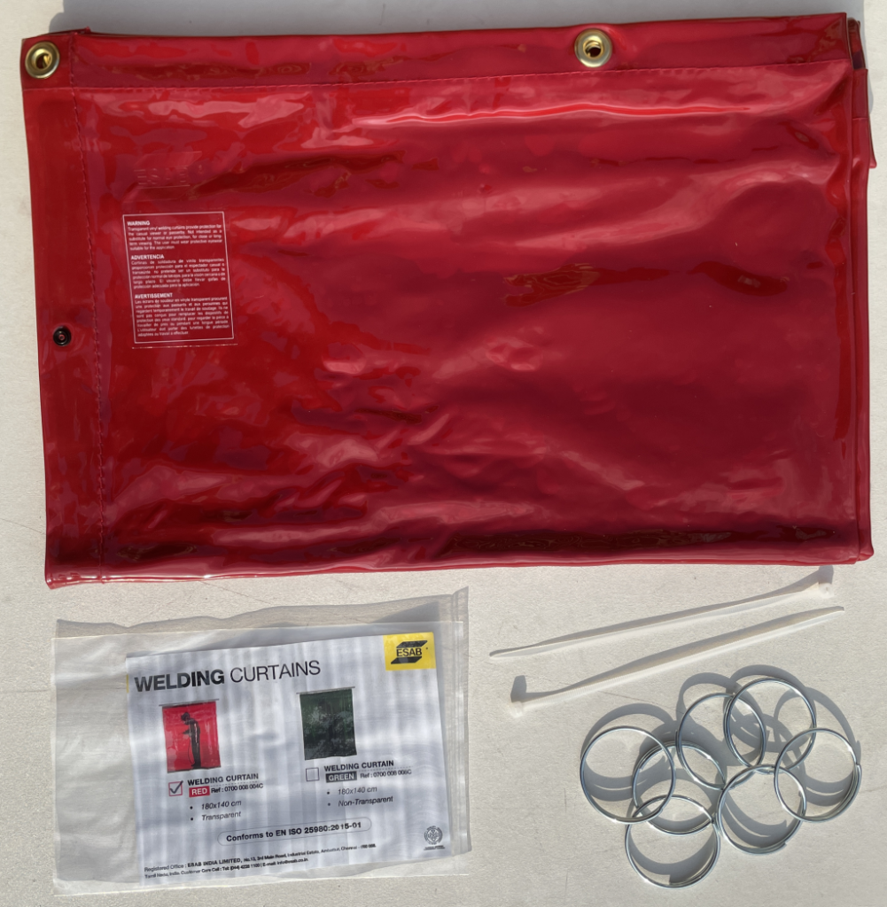 Сварочная штора темно-красная, 1400x1800, DIN 9 Сварочная штора темно-красная, 1400x1800, DIN 9