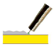 Неправильно. Дуга слишком короткая. Проволока погружается в сварочную ванну (стреляет). Причины – недостаточное рабочее напряжение, излишне высокая скорость подачи проволоки или большой вылет электрода. Неправильно. Дуга слишком короткая. Проволока погружается в сварочную ванну (стреляет). Причины – недостаточное рабочее напряжение, излишне высокая скорость подачи проволоки или большой вылет электрода.