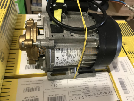 Насос ESAB Pump OCF2 and Mig 4000/5000iw Насос ESAB Pump OCF2 and Mig 4000/5000iw