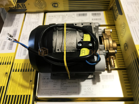 Насос ESAB Pump OCF2 and Mig 4000/5000iw Насос ESAB Pump OCF2 and Mig 4000/5000iw