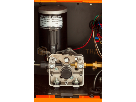 Сварочный аппарат Сварог ARCTIC MIG 250 Y (J04) Сварочный аппарат Сварог ARCTIC MIG 250 Y (J04)